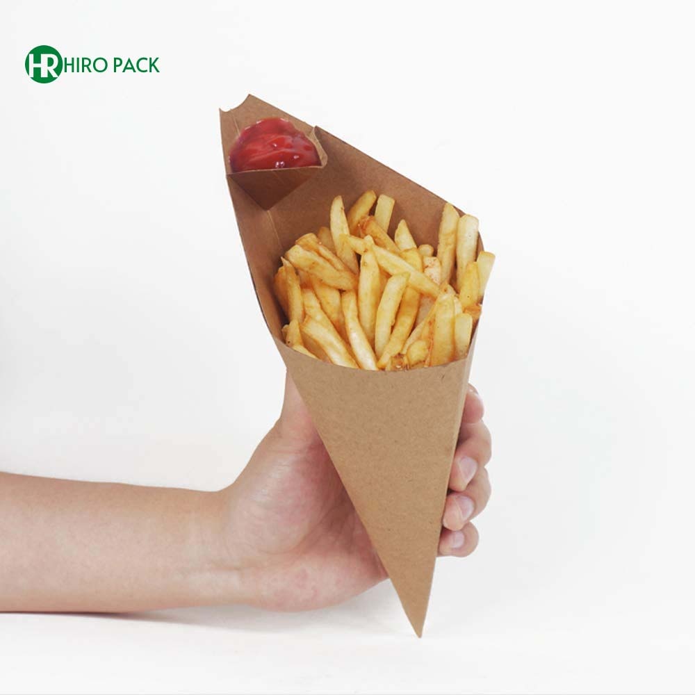Hiro manufactured food cones with dip pocket disposable kraft paper